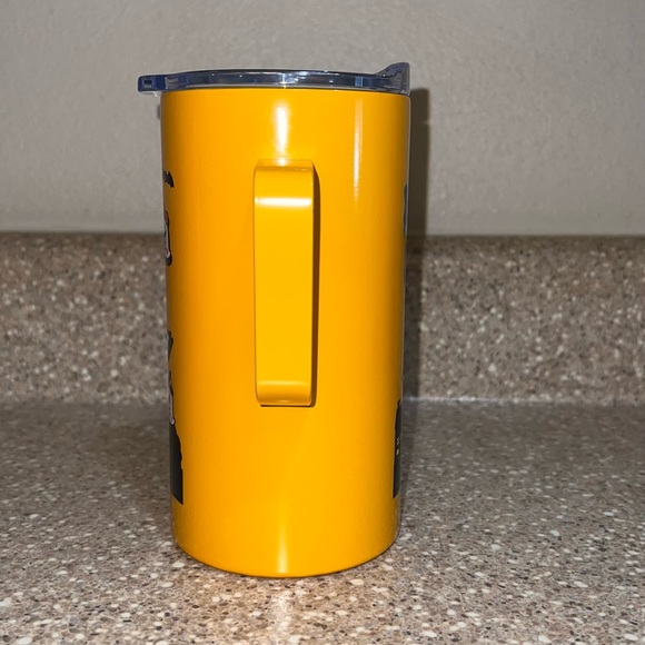 Hello kitty hydro flask - Picture 3 of 4